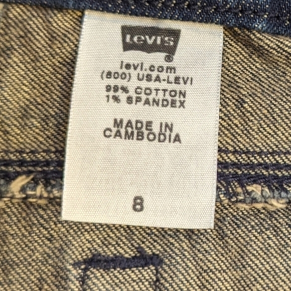 Levi's Low 545 Distressed Medium Wash Women's Summer Shorts (8) - Picture 5 of 6